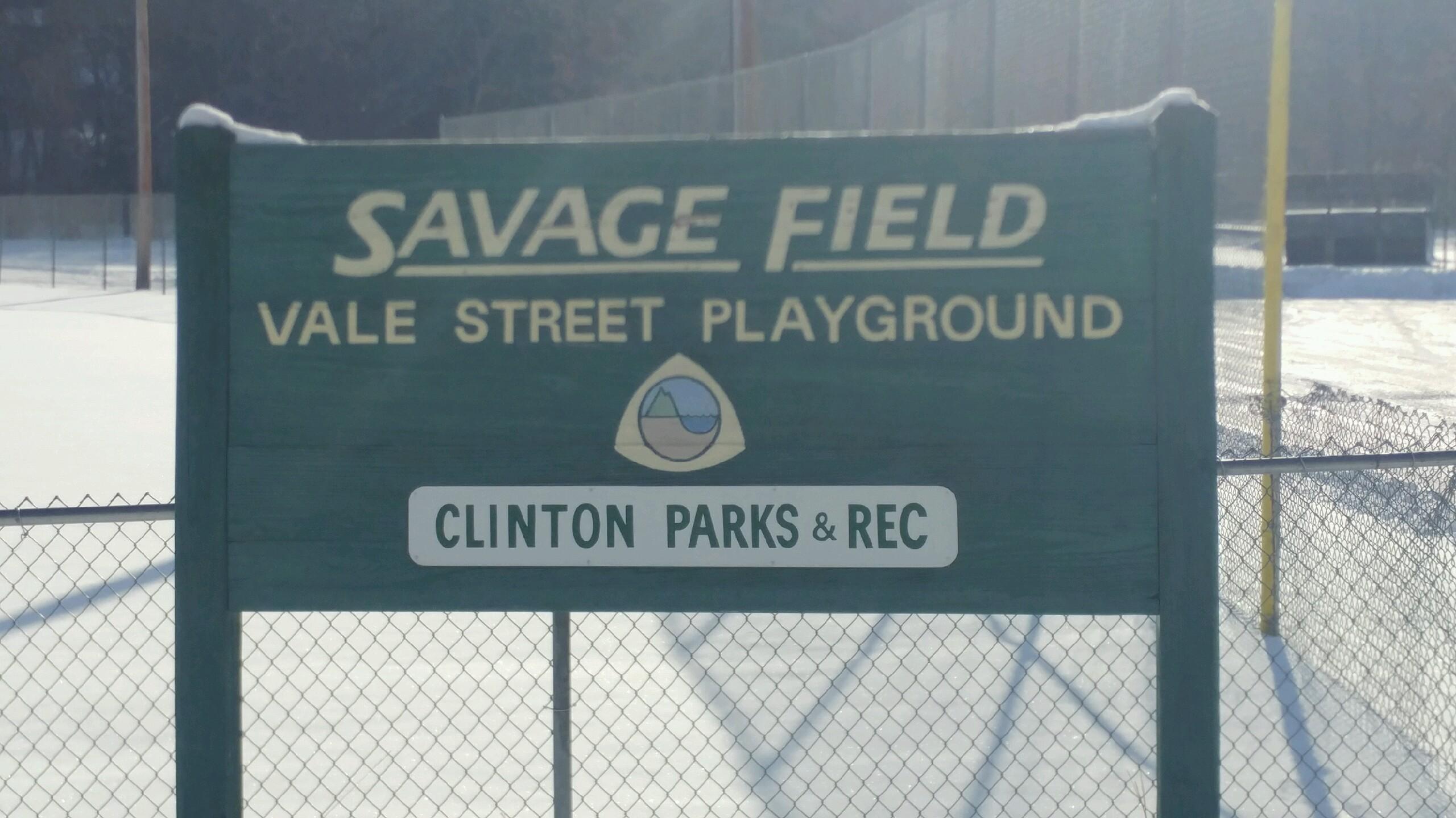 savage-field-sign